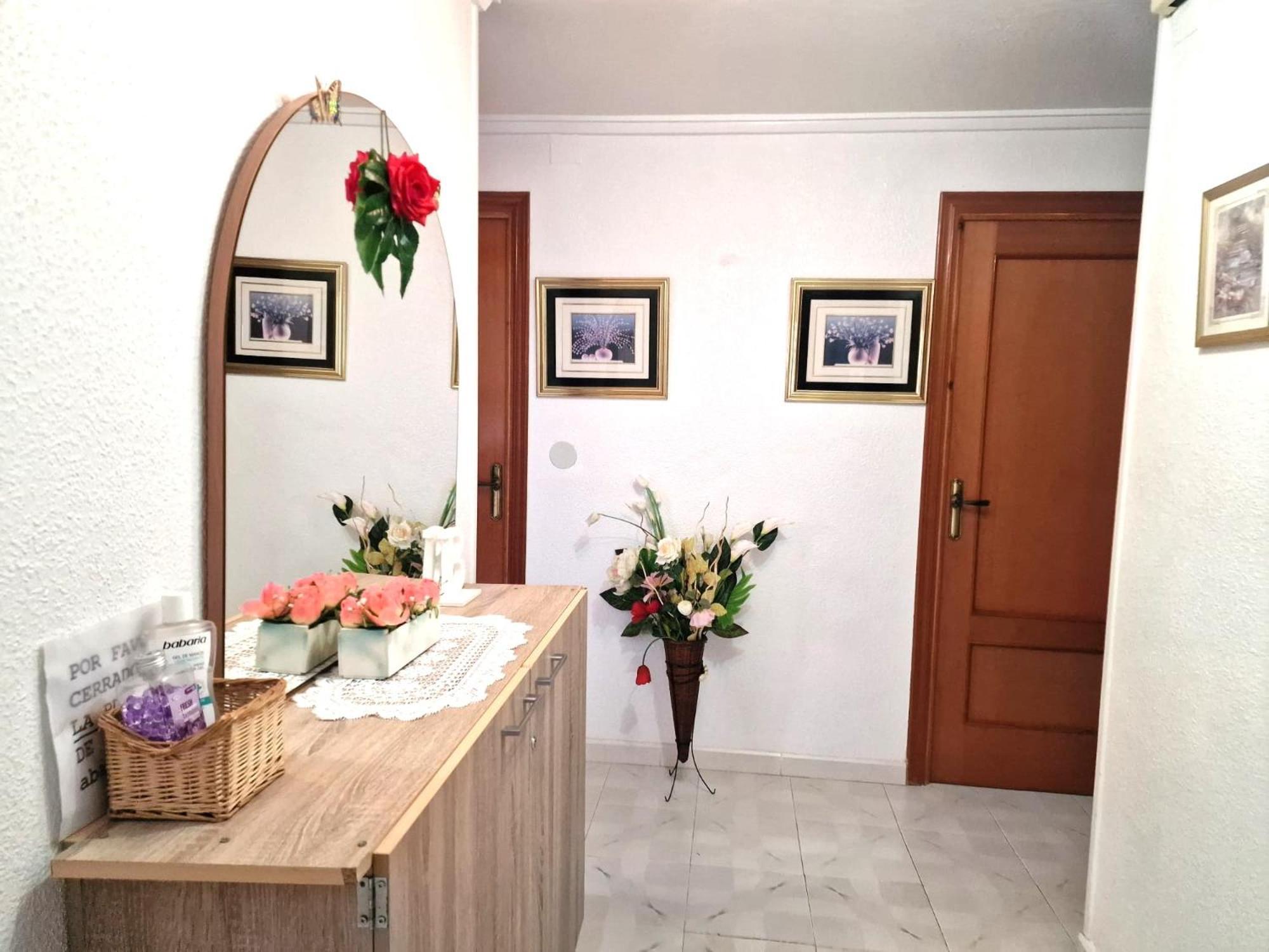 Apartamento Berry Playa Naufragos Torrevieja Ngoại thất bức ảnh