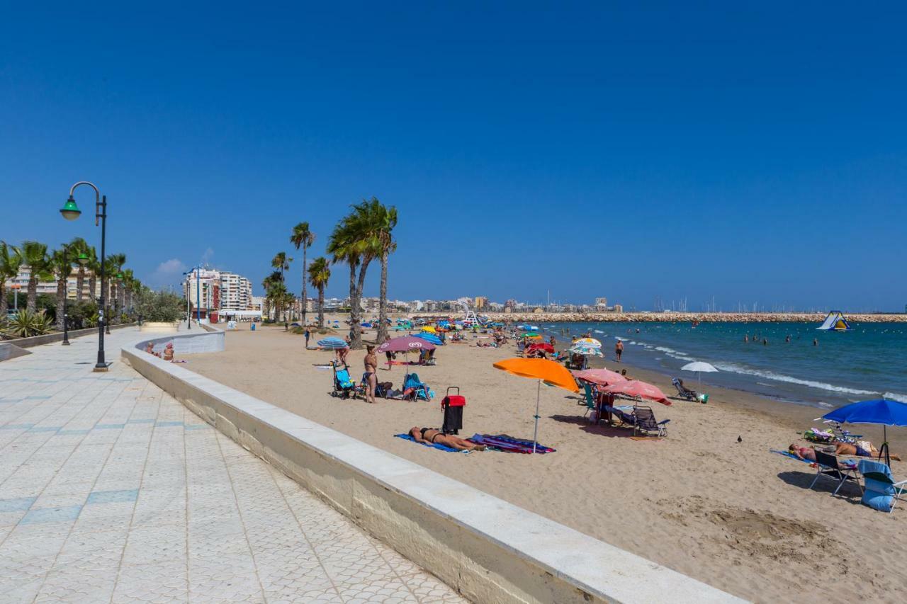 Apartamento Berry Playa Naufragos Torrevieja Ngoại thất bức ảnh